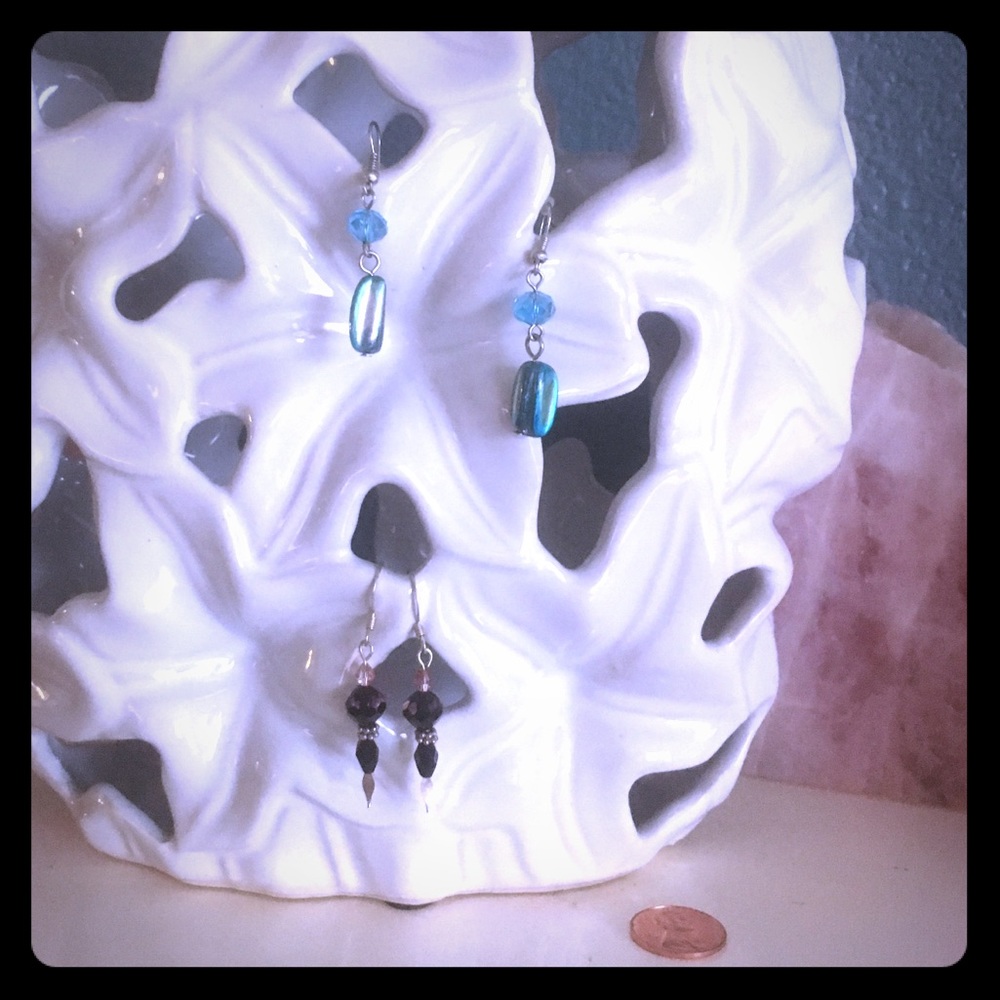 2 pair dangle beaded earrings J111